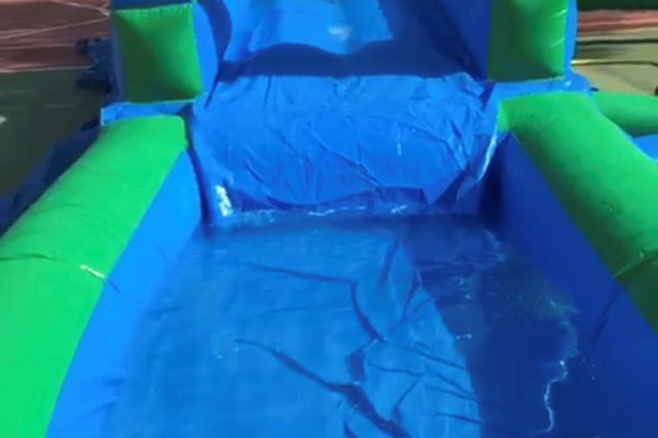 Deslizador y piscina alquiler