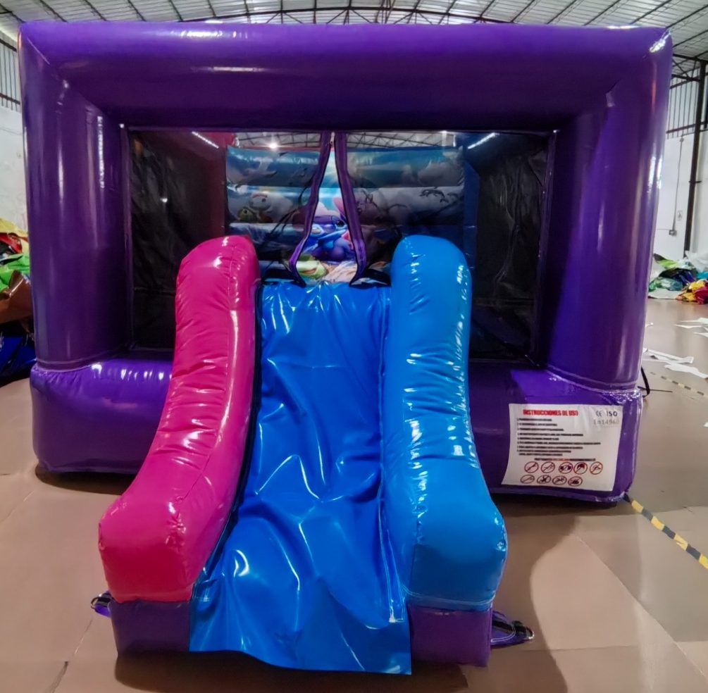 Castillo Hinchable Lilo y Stich para alquilar